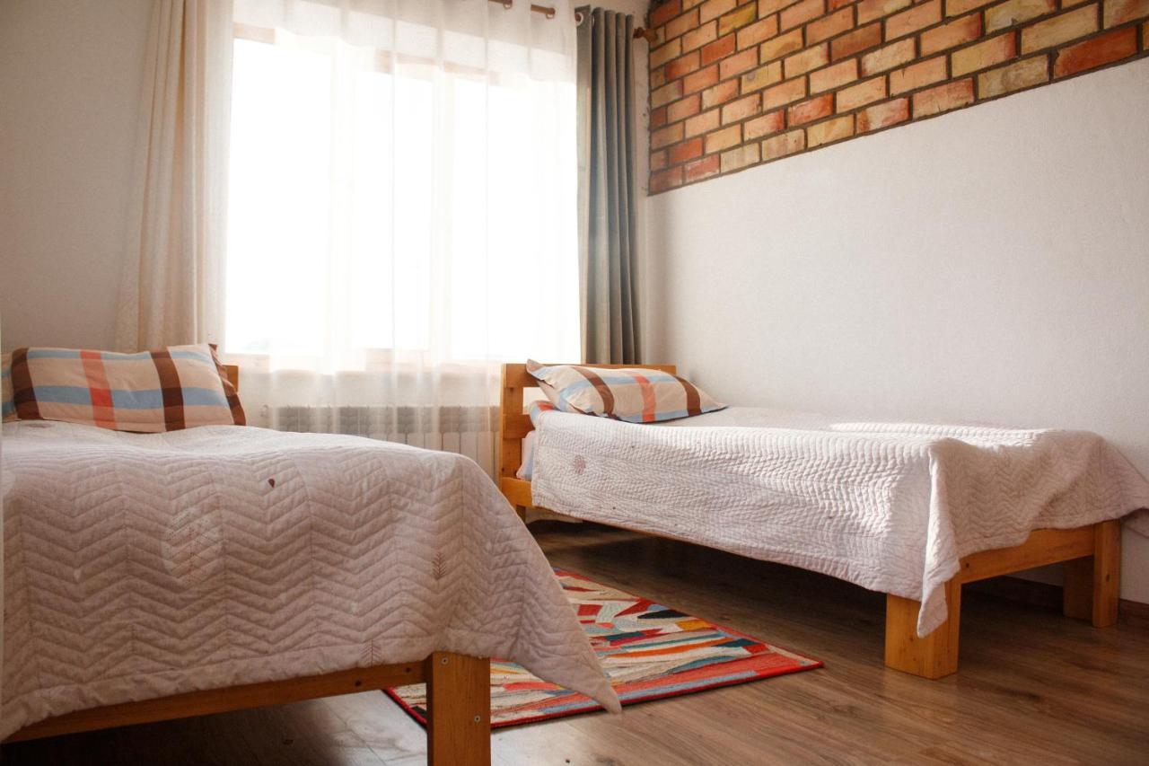 Guest House Altyn Oimok Bokonbayevo Ngoại thất bức ảnh