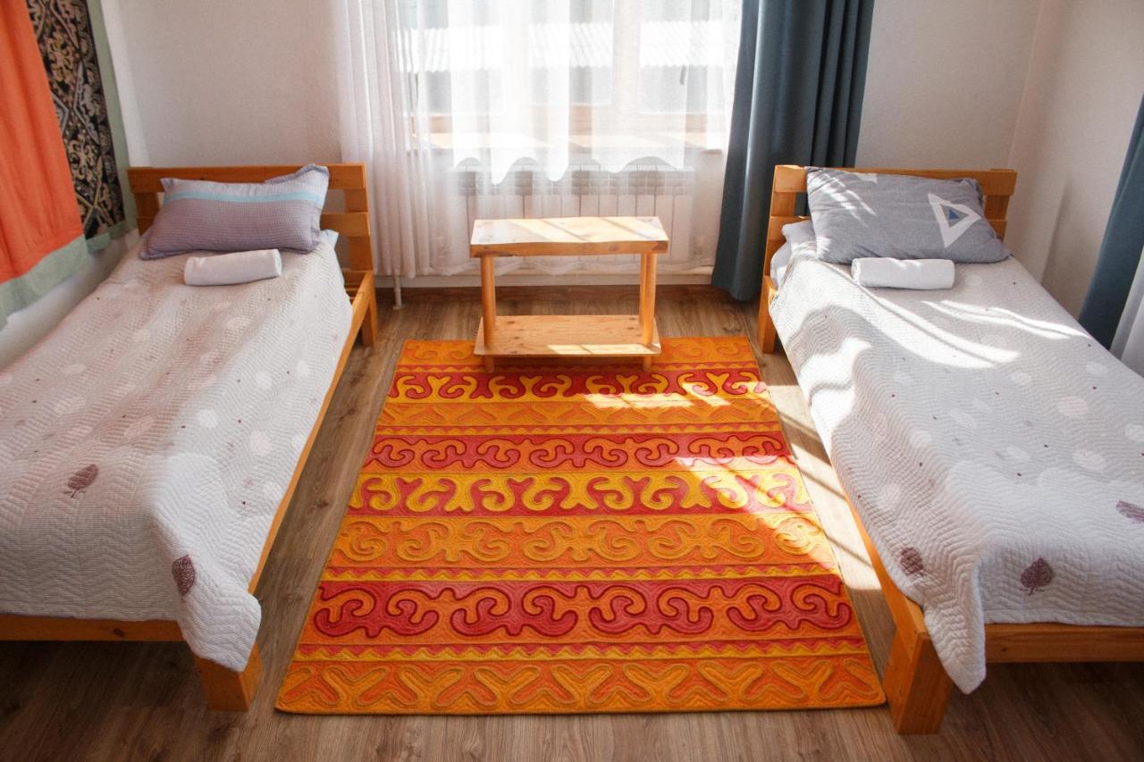 Guest House Altyn Oimok Bokonbayevo Ngoại thất bức ảnh